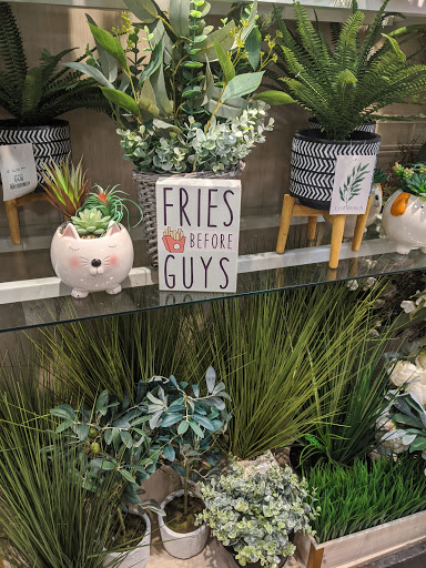 Department Store «HomeGoods», reviews and photos, 180 Collins Rd NE, Cedar Rapids, IA 52402, USA