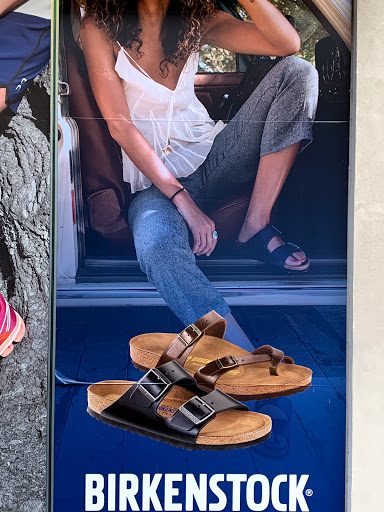 Clothing Store «Gap», reviews and photos, 700 SW 5th Ave, Portland, OR 97204, USA