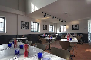 Pizza Express image