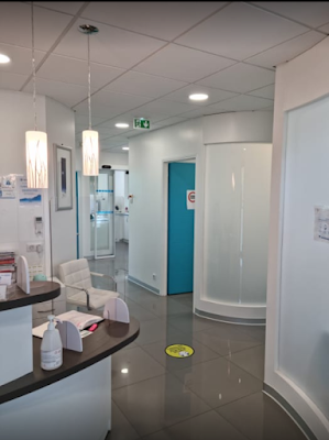 Dr Philippe Poggi - Chirurgien Dentiste à Mougins