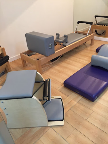 Avaliações doEquilibrium Pilates - Estúdio Cristiana Teixeira em Oeiras - Aulas de Yoga