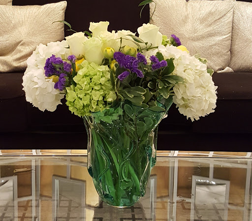 Florist «Glenview Florist / Flower Shop», reviews and photos, 1813 Waukegan Rd, Glenview, IL 60025, USA