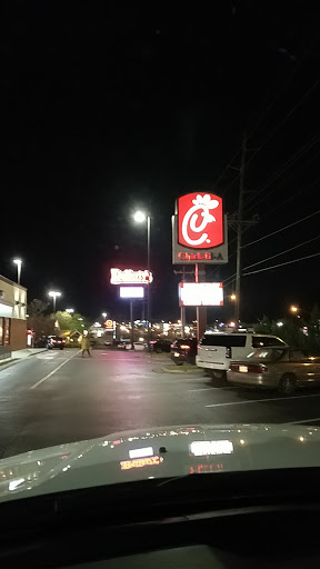 Fast Food Restaurant «Chick-fil-A», reviews and photos, 2000 Gallatin Pike N, Madison, TN 37115, USA