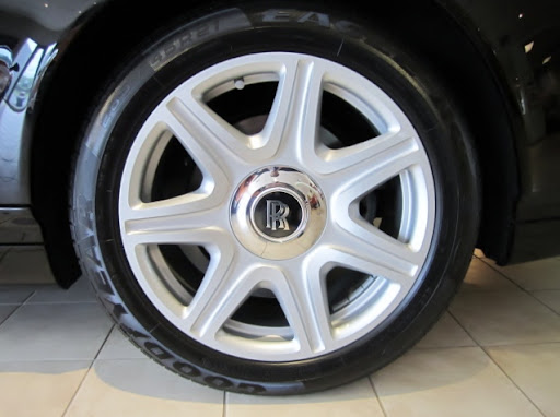 Car Dealer «Herb Chambers Rolls-Royce Motor Cars of New England», reviews and photos, 529 Boston Post Rd, Wayland, MA 01778, USA