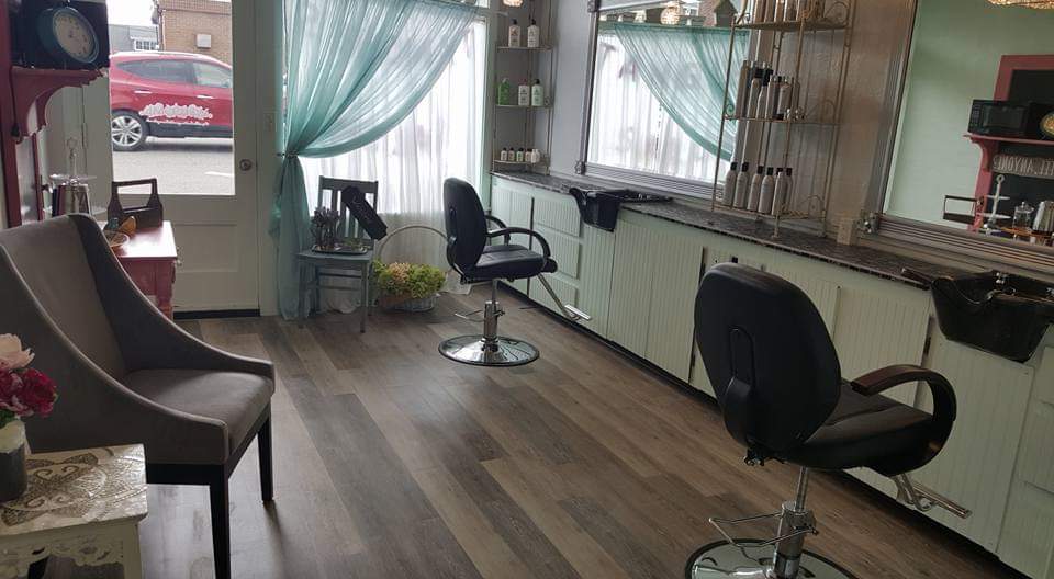 Tangles salon