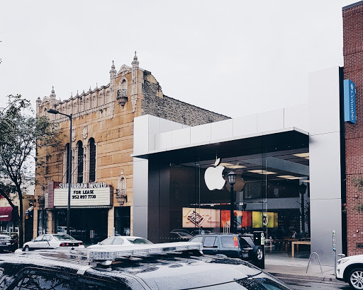 Computer Store «Apple Uptown», reviews and photos, 3018 Hennepin Ave, Minneapolis, MN 55408, USA