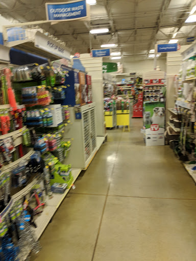 Pet Supply Store «PetSmart», reviews and photos, 20530 E 13 Mile Rd, Roseville, MI 48066, USA