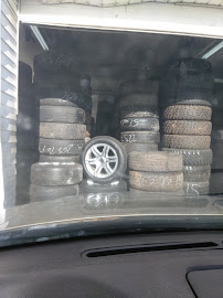 Round Used Tire Repair - Photo 9 - Car repair in Lincoln Park, MI, Dearborn