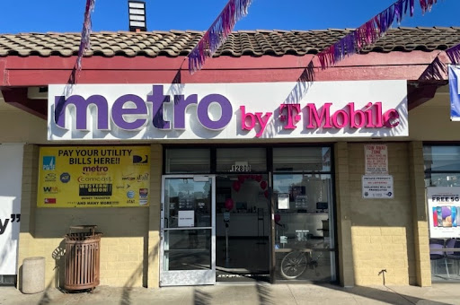Cell Phone Store «MetroPCS Authorized Dealer», reviews and photos, 12800 San Pablo Ave, Richmond, CA 94805, USA
