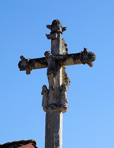Croix de cimetière de Civria à Val Suran