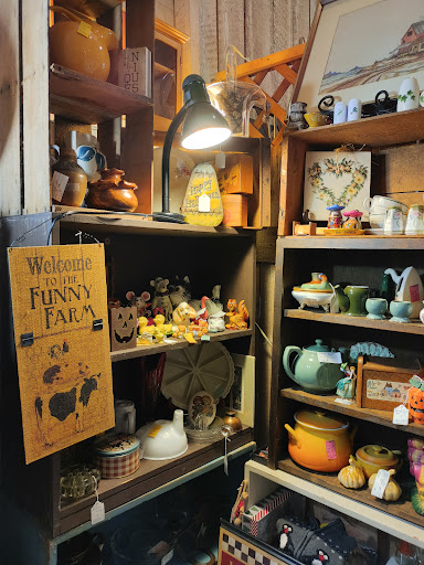 Antique Store «Black Diamond Antiques», reviews and photos, 32709 Railroad Ave, Black Diamond, WA 98010, USA