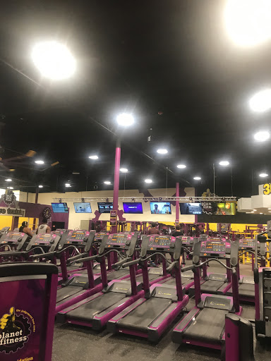 Gym «Planet Fitness», reviews and photos, 10900 Belleville Rd, Belleville, MI 48111, USA