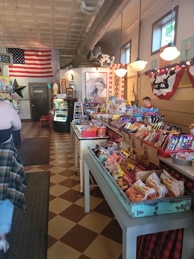 American Restaurant «Lickity Split Frozen Custard», reviews and photos, 6056 N Broadway St, Chicago, IL 60660, USA