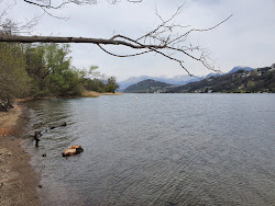 Foto von Derflistrasse am Brienzersee wilde gegend