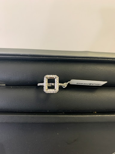 Jeweler «LD Jewelers», reviews and photos, 8073 95th St, Hickory Hills, IL 60457, USA