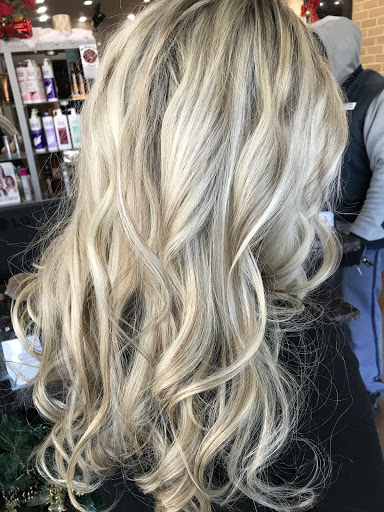 Hair Salon «Salon H2O - Hair Salon», reviews and photos, 2026 Hylan Blvd, Staten Island, NY 10306, USA