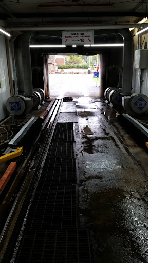 Car Wash «Finish Line Car Wash», reviews and photos, 29103 Euclid Ave, Wickliffe, OH 44092, USA