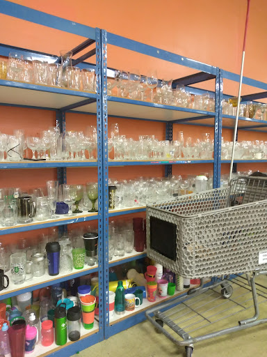 Thrift Store «Community Thrift Stores», reviews and photos, 1047 SE Military Dr, San Antonio, TX 78214, USA