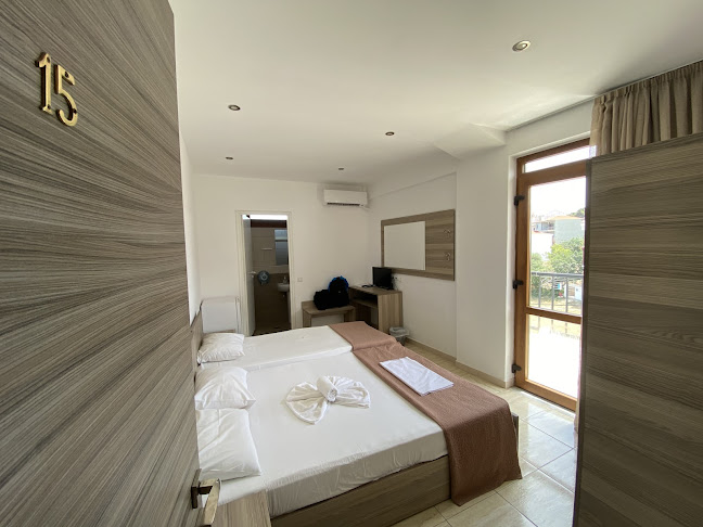 Pension Pineapple Ανοιχτές ώρες