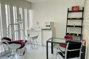 D.R. Odontologia image