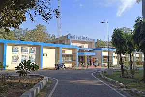 Refinery Hospital image