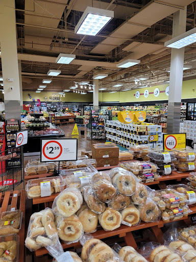 Grocery Store «Winn-Dixie», reviews and photos, 120 International Pkwy, Lake Mary, FL 32746, USA