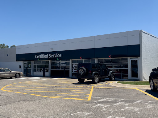 Car Dealer «Al Serra Auto Plaza», reviews and photos, 6167 Saginaw Rd, Grand Blanc, MI 48439, USA