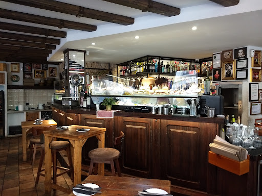 Bar La Fragata - Calle Cortina del Muelle, 7, 29015 Málaga