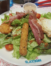 Salade César du Restaurant Holly's Diner à Évreux - n°3