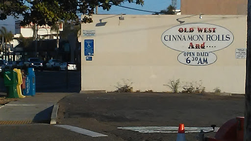 Bakery «Old West Cinnamon Rolls», reviews and photos, 861 Dolliver St, Pismo Beach, CA 93449, USA