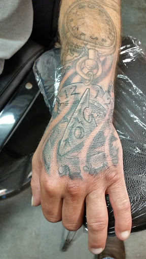 Tattoo Shop «camel city tattoo shoppe», reviews and photos, 308 Patterson Ave, Winston-Salem, NC 27101, USA