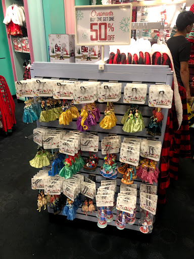 Toy Store «Disney Store», reviews and photos, 4500 N Oracle Rd, Tucson, AZ 85705, USA