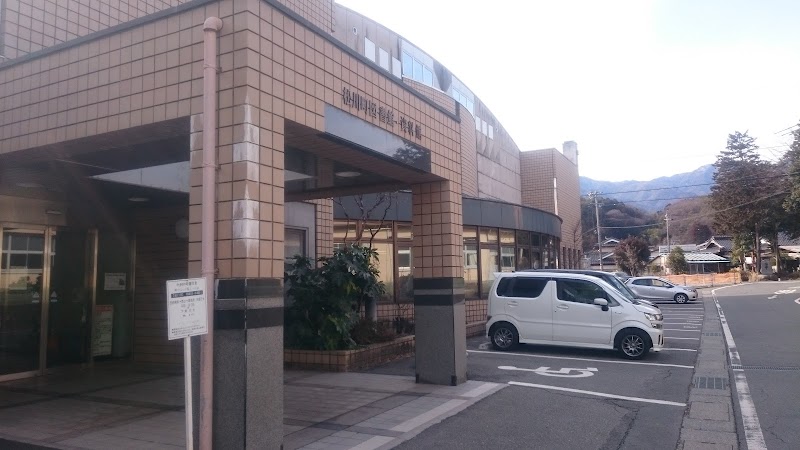 松川町 図書館