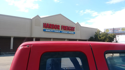 Hardware Store «Harbor Freight Tools», reviews and photos, 3819 S SW Loop 323, Tyler, TX 75701, USA
