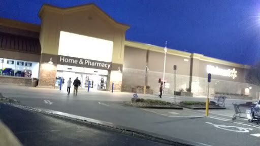 Department Store «Walmart Supercenter», reviews and photos, 10900 Parkside Dr, Knoxville, TN 37934, USA