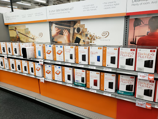 Office Supply Store «Staples», reviews and photos, 2950 Belcrest Center Dr, Hyattsville, MD 20782, USA