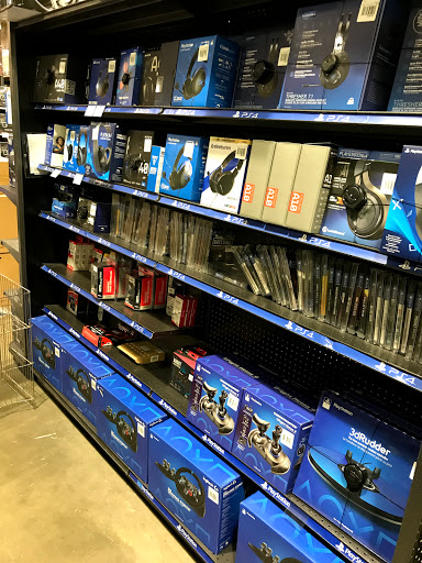 Computer Store «Micro Center», reviews and photos, 5305 S Rice Ave, Houston, TX 77081, USA