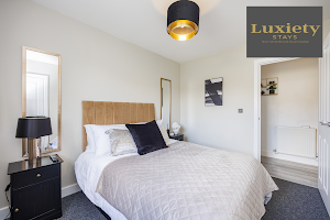 Luxiety Stays Serviced Accommodation & Apartments Southend-on-Sea image