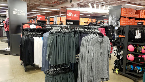 Sporting Goods Store «Nike Factory Store», reviews and photos, 1 Outlet Blvd #600, Wrentham, MA 02093, USA