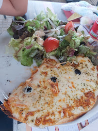 Pizza du Pizzeria La Cucina Di Tony à Saint-Gilles - n°18
