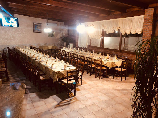 Bar-Tabacchi/Ristorante-Pizzeria 