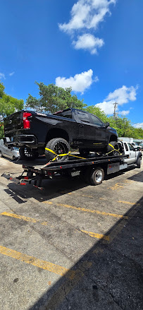 Tailored Towing & Roadside Assistance - Photo 4 - Car repair in , Fort Lauderdale