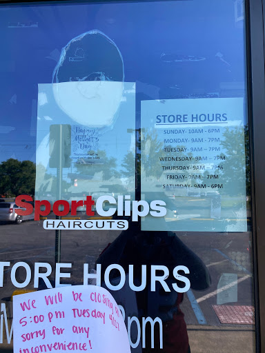 Hair Salon «Sport Clips Haircuts of Pace Pointe», reviews and photos, 4816 US-90, Milton, FL 32571, USA