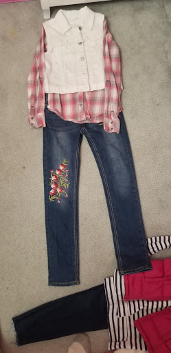 Clothing Store «Once Upon A Child - Mankato», reviews and photos, 464 Raintree Rd, Mankato, MN 56001, USA