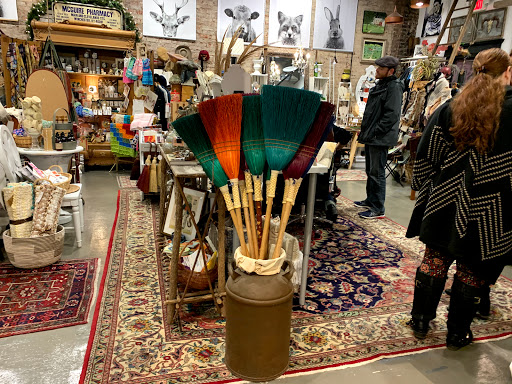 Art Gallery «CRAFT{s} Gallery & Mercantile», reviews and photos, 572 S 4th St, Louisville, KY 40202, USA