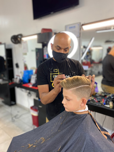 Barber Shop «Famous Barbershop 2», reviews and photos, 36184 US-27, Haines City, FL 33844, USA