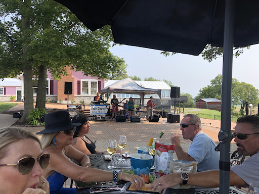 Winery «Mount Pleasant Estates», reviews and photos, 5634 High St, Augusta, MO 63332, USA