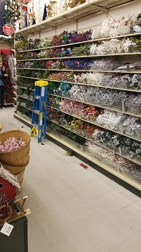 Craft Store «Hobby Lobby», reviews and photos, 3180 N College Ave #3, Fayetteville, AR 72701, USA