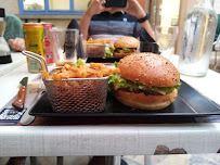 Hamburger du Restaurant Ô Cantou Va Bien à Lacapelle-Marival - n°1