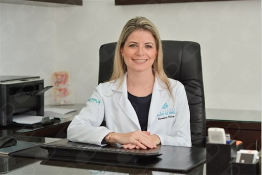 Dra. Caroline Tarazi Valeton, Fisioterapeuta